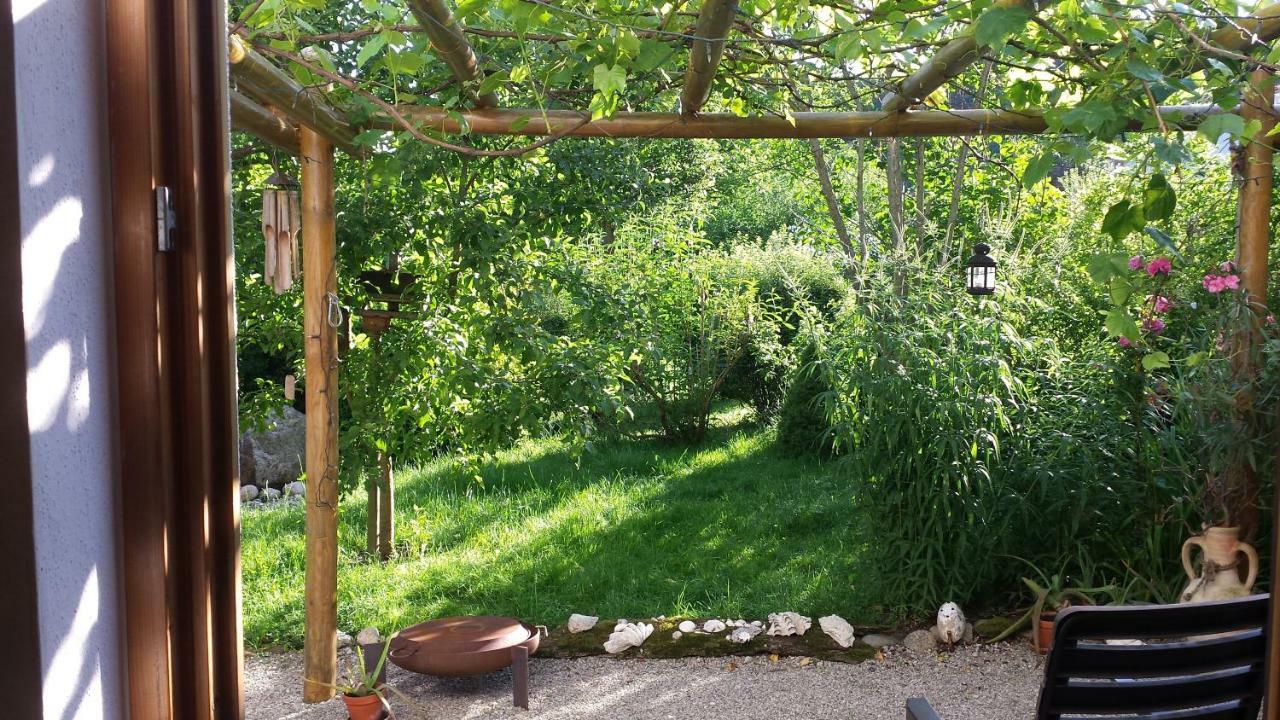 Gastezimmer Nahe Wesslinger See Exterior foto